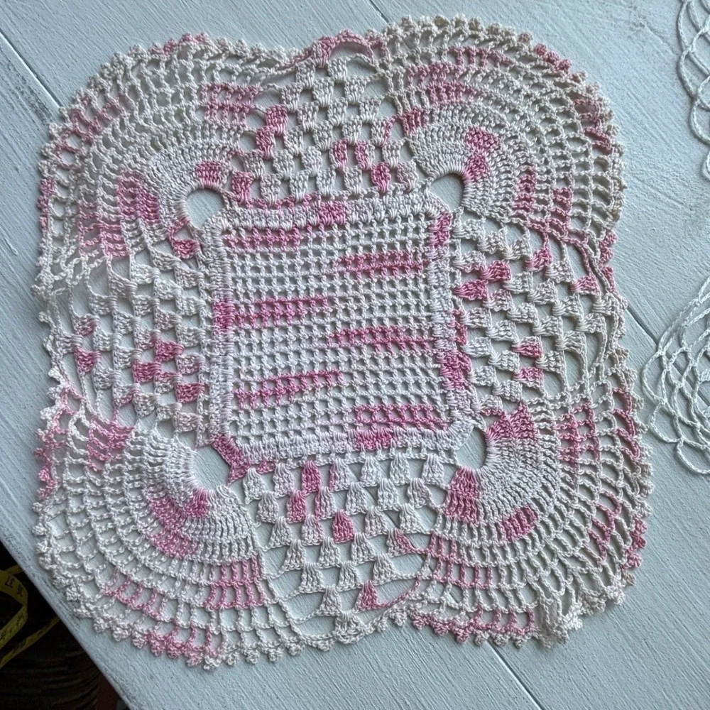 Vintage Hand Crochet Lace Doilies Lot Pink White Floral Table Linens 3pc Set